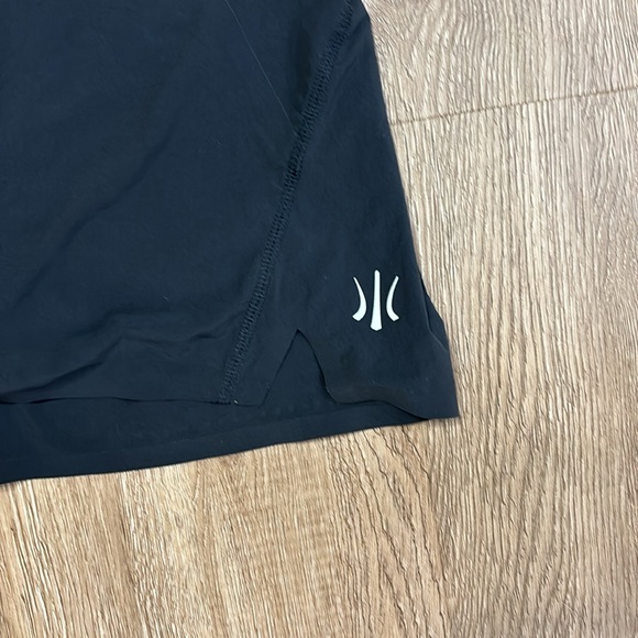 RHONE Men’s  shorts. Size L. - Picture 6 of 10